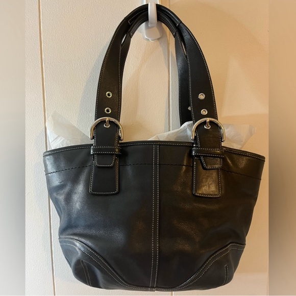 Coach Handbags - COACH Black Leather Bag